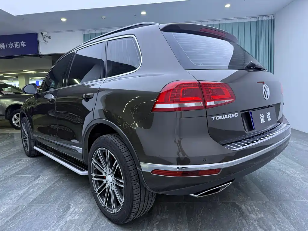 Volkswagen Touareg — миниатюра 7