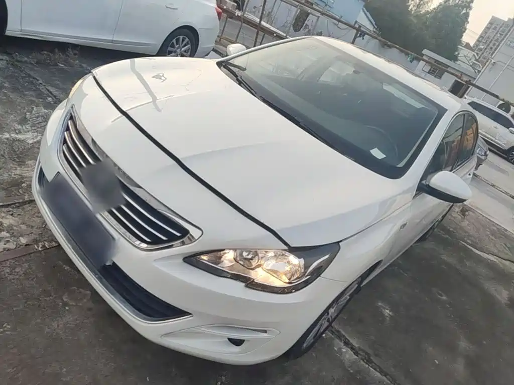 Peugeot 408 — миниатюра 2