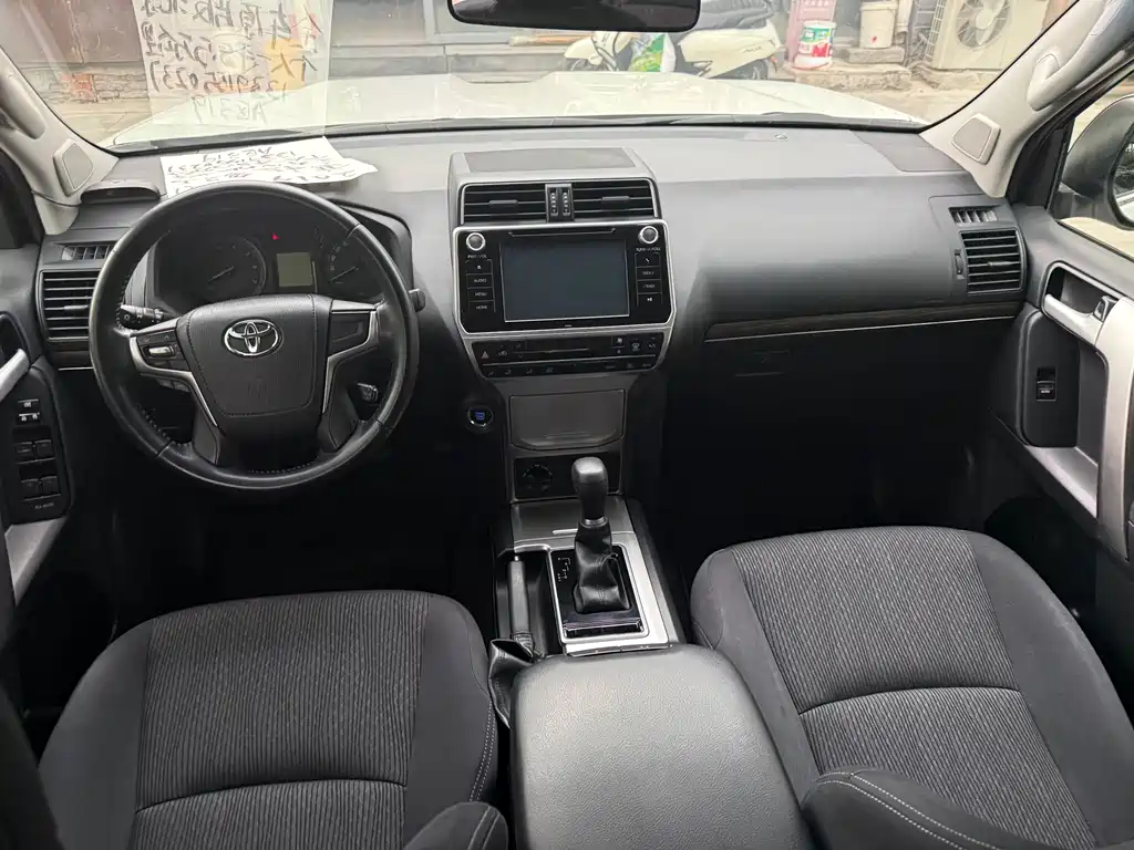 Toyota Land Cruiser Prado 2018 3.5L AT SX