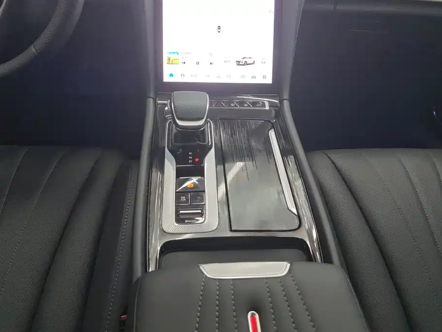 Hongqi Hongqi H5 PHEV — миниатюра 16