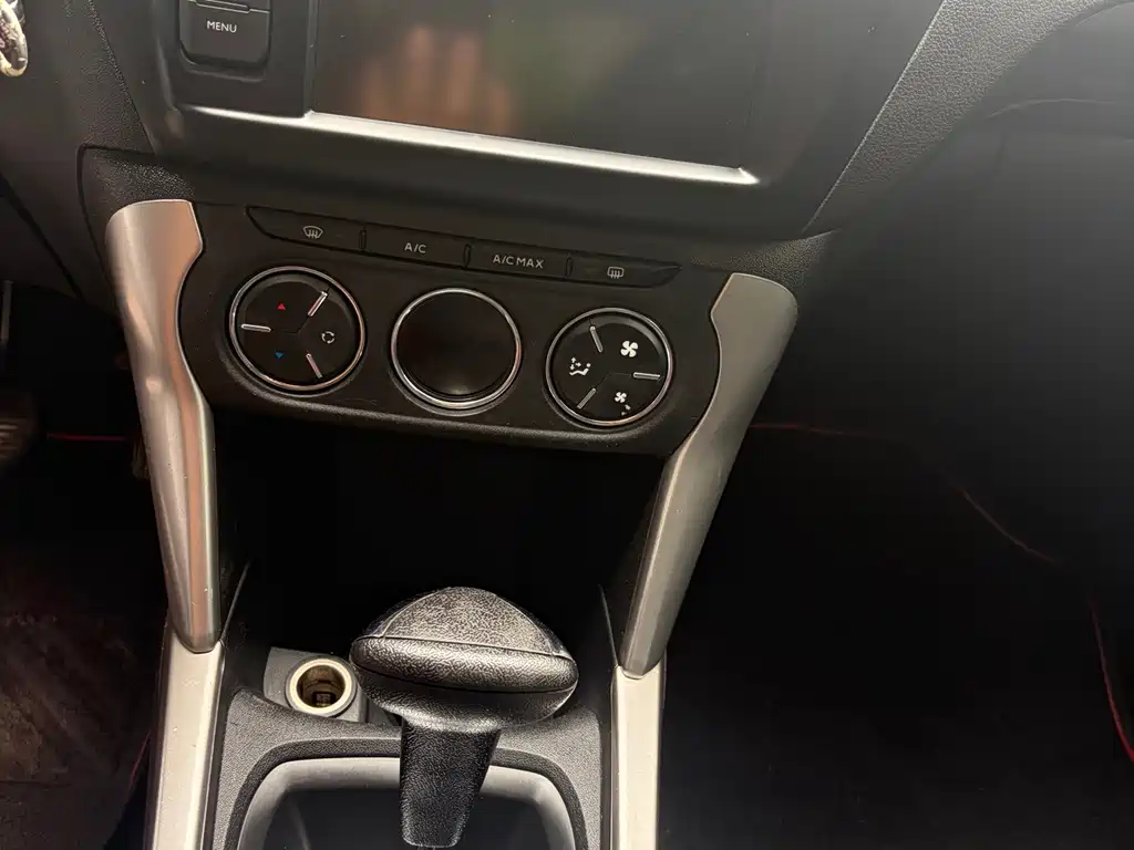 Citroen C3-XR — миниатюра 11