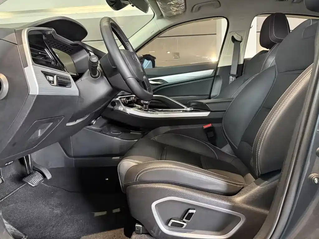 Geely Tugella 2021 ePro 56KM