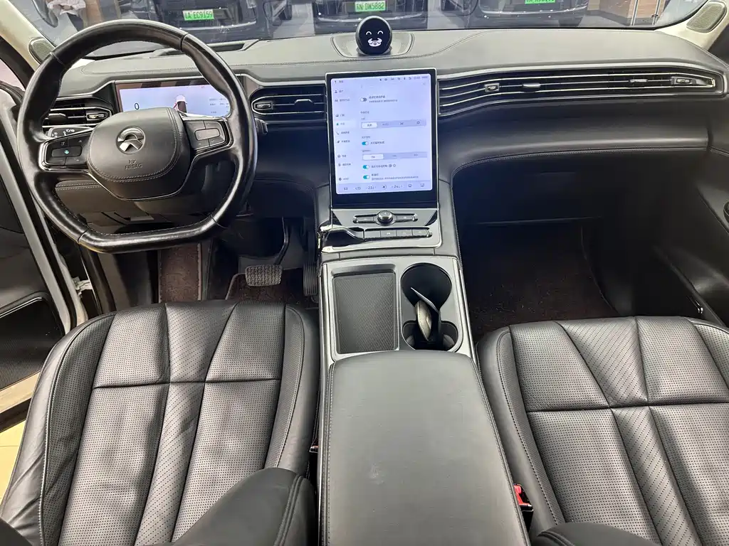 NIO ES8 — миниатюра 15