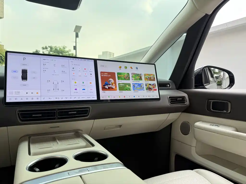 Li Auto Li MEGA — миниатюра 18