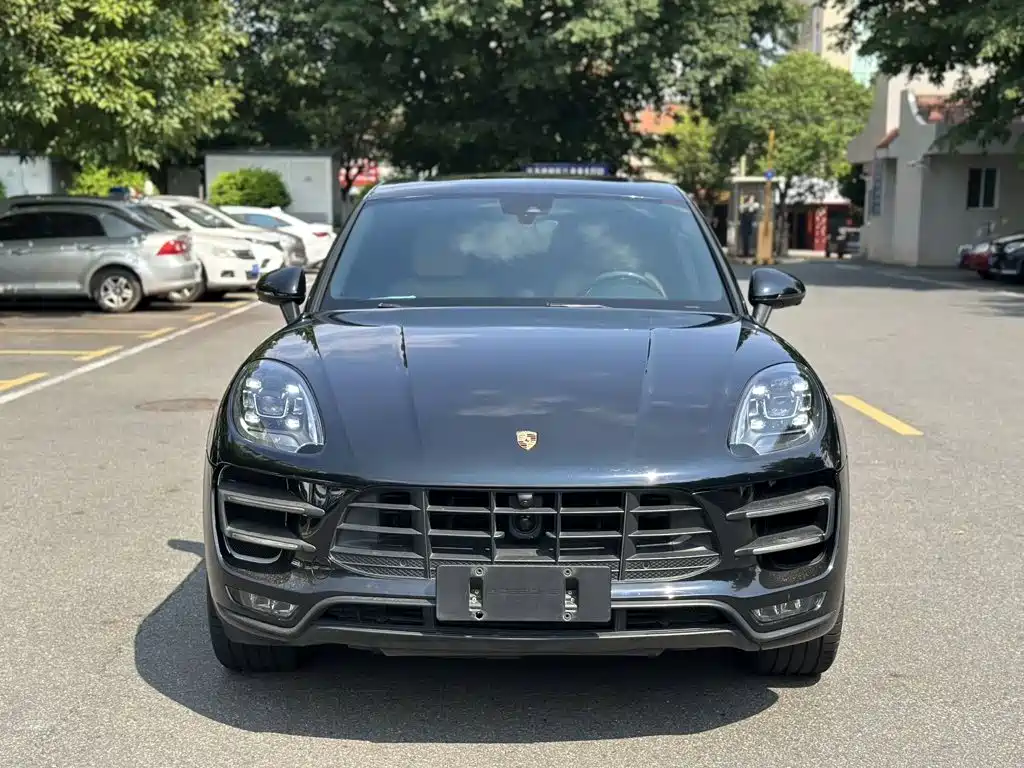 Porsche Macan — миниатюра 2