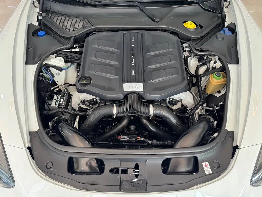 Porsche Panamera — миниатюра 9