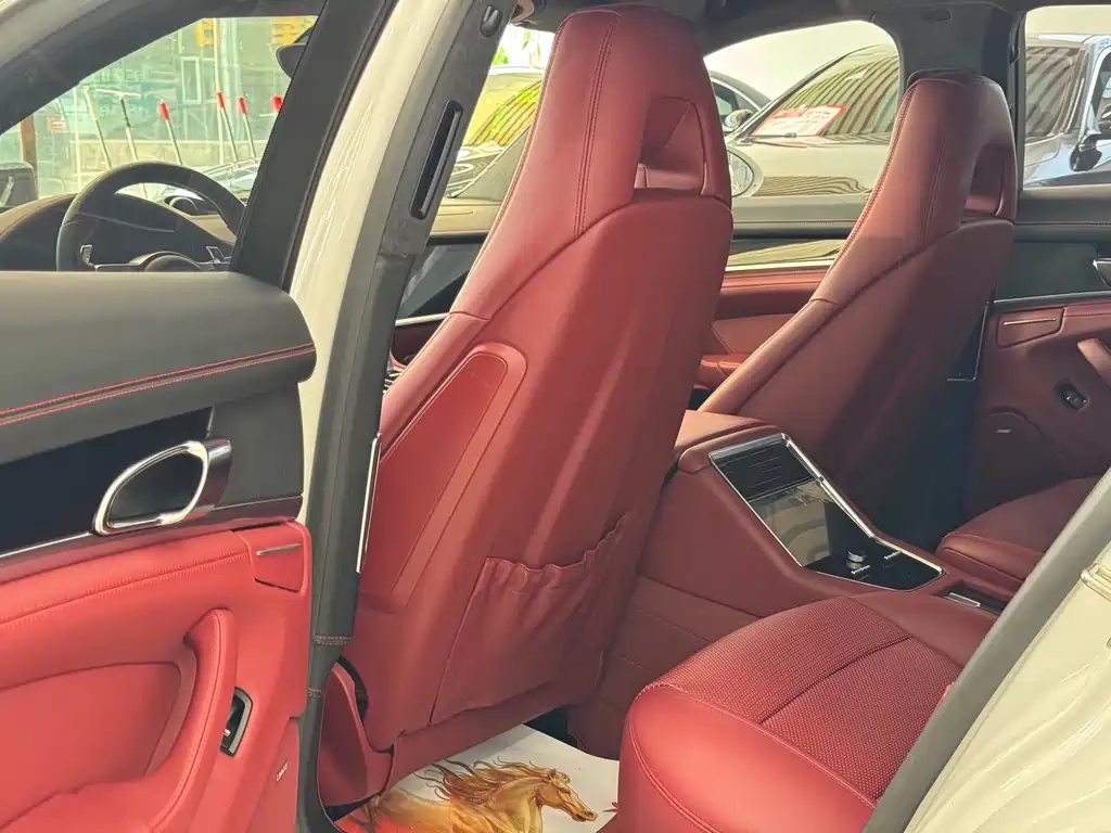 Porsche Panamera — миниатюра 10