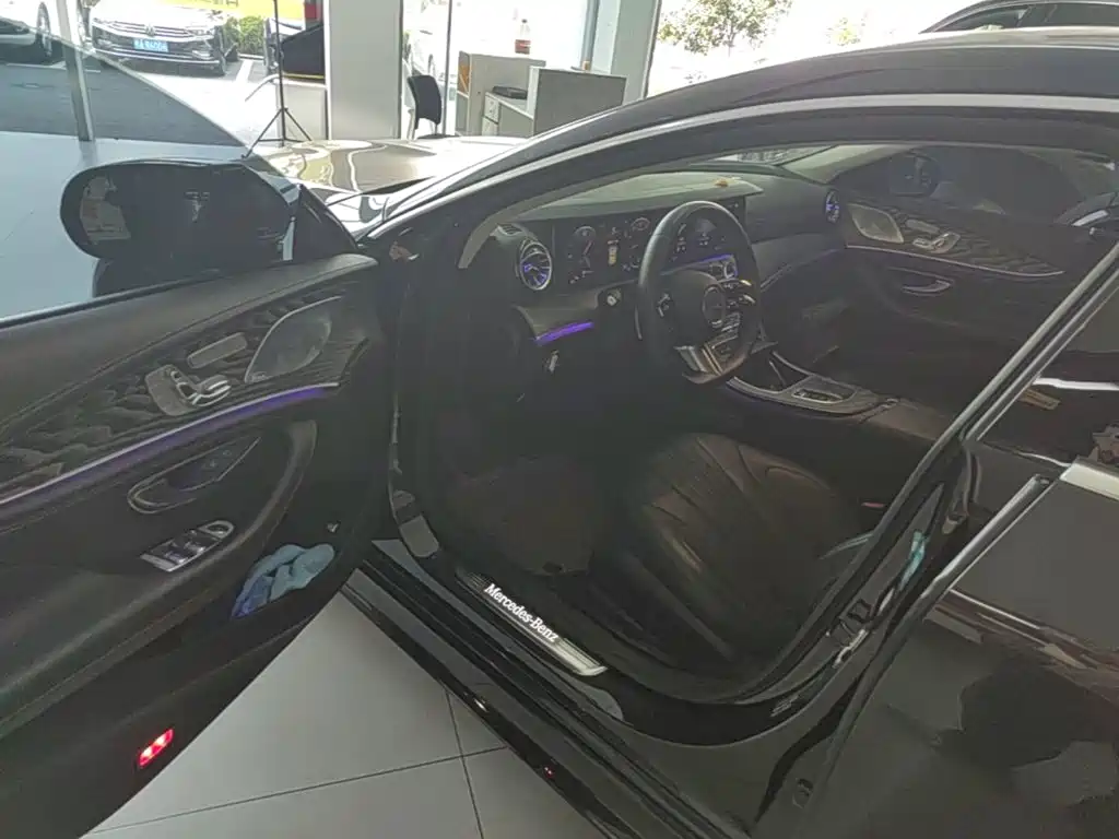 Mercedes-Benz CLS — миниатюра 16