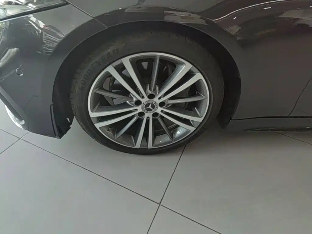 Mercedes-Benz CLS — миниатюра 23