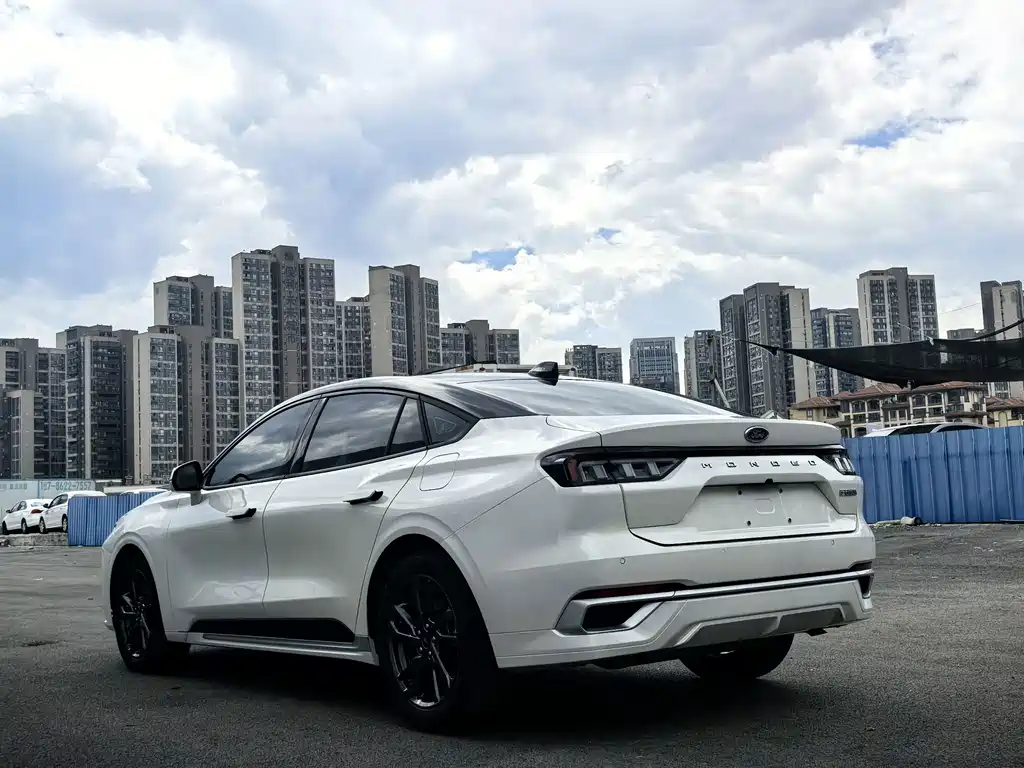 Ford Mondeo — миниатюра 13