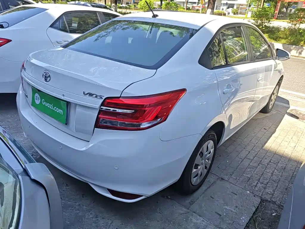 Toyota Vios — миниатюра 7