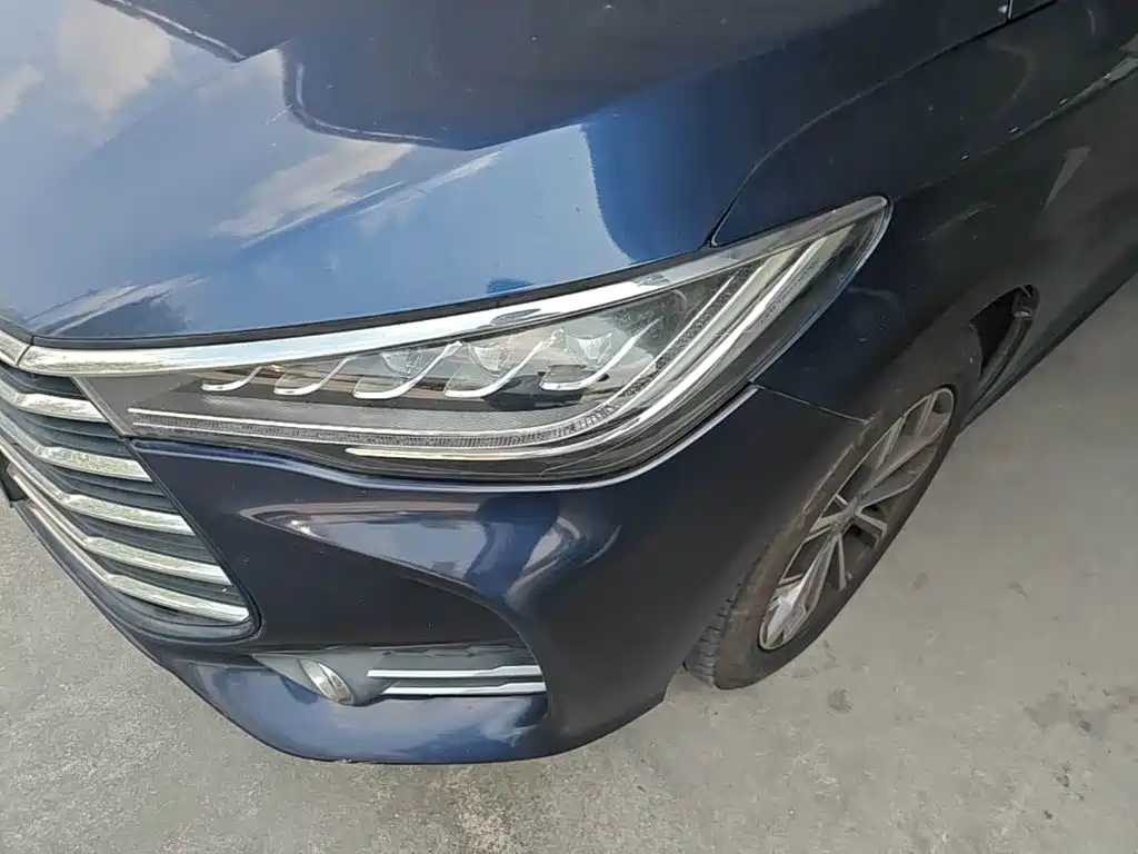 BYD MAX — миниатюра 24