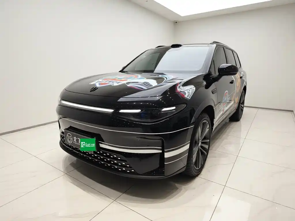 Leapmotor C16