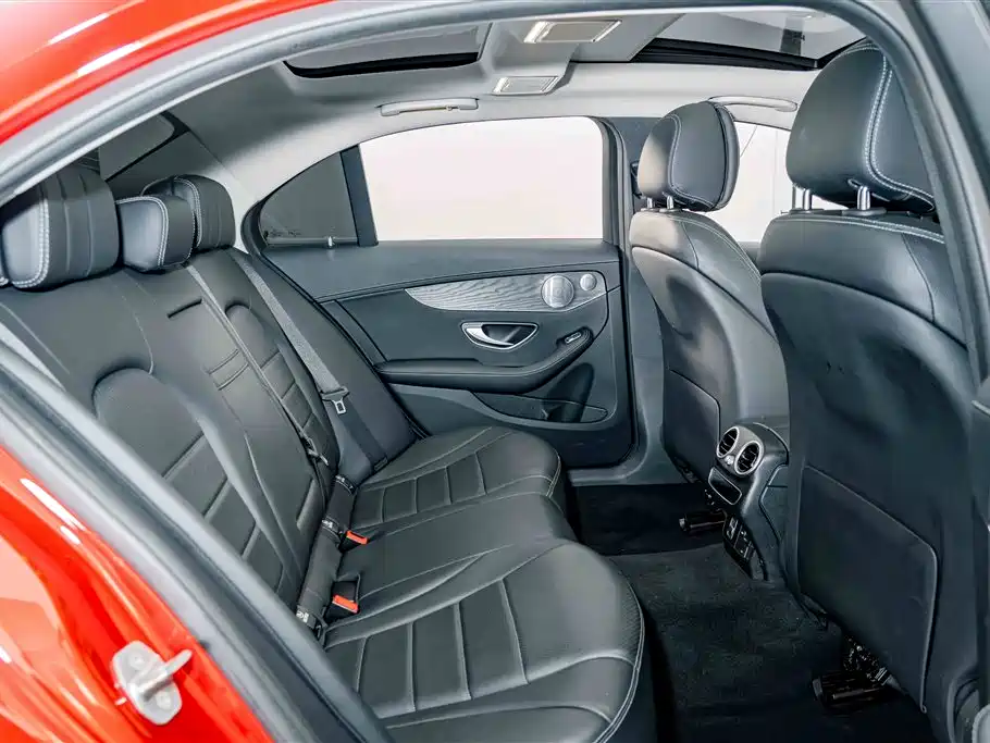 Mercedes-Benz C-Class — миниатюра 21