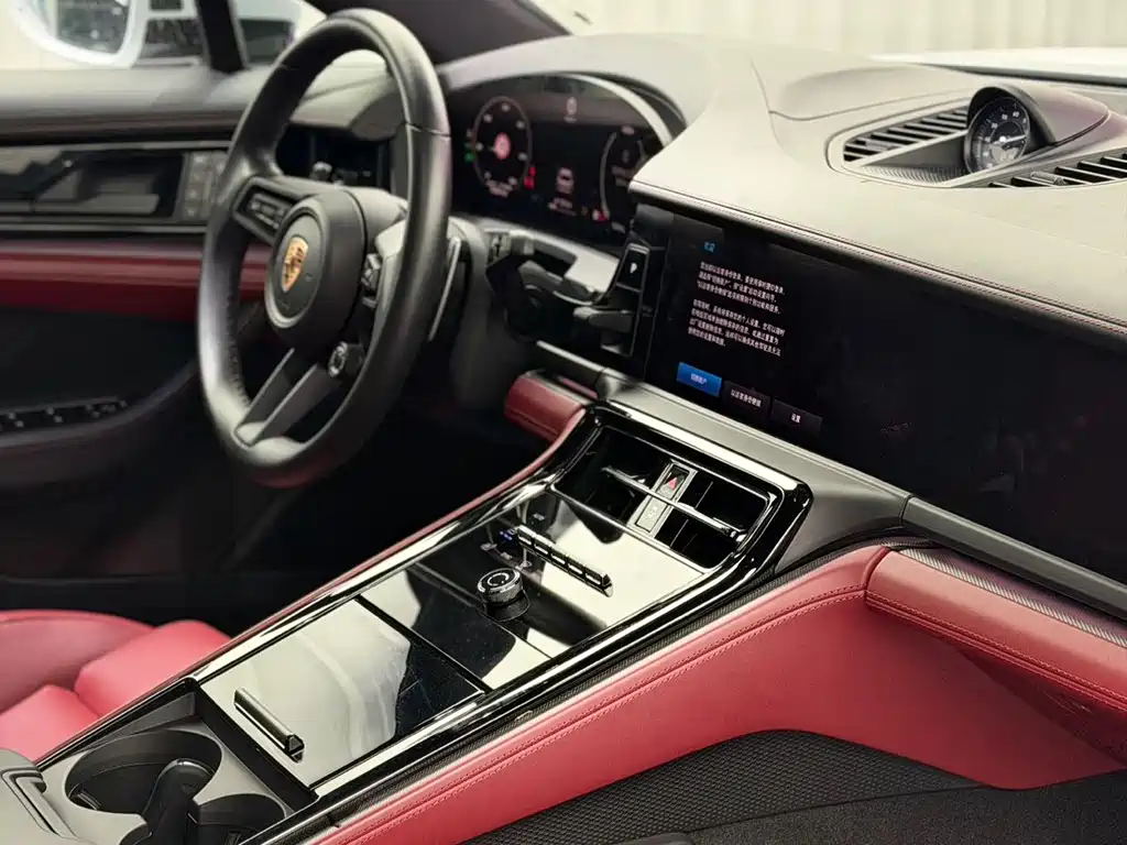 Porsche Panamera — миниатюра 15