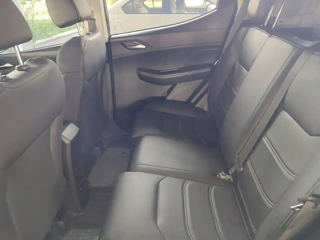BYD Yuan EV — миниатюра 17