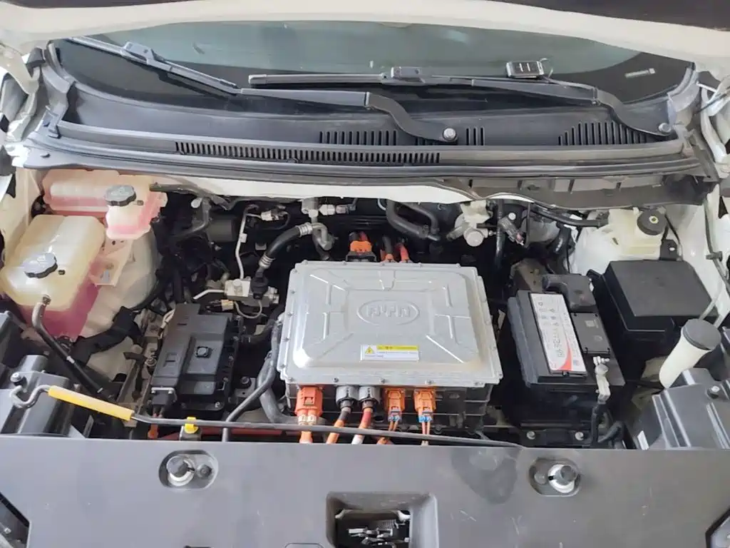 BYD Yuan EV — миниатюра 20
