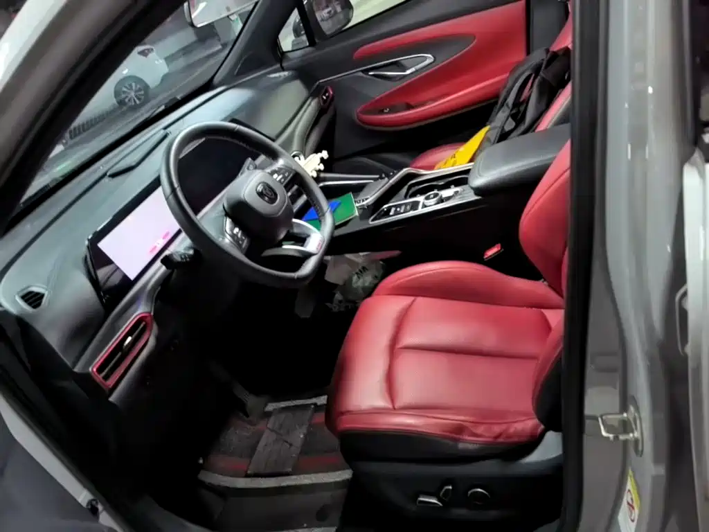 Changan UNI-T — миниатюра 15