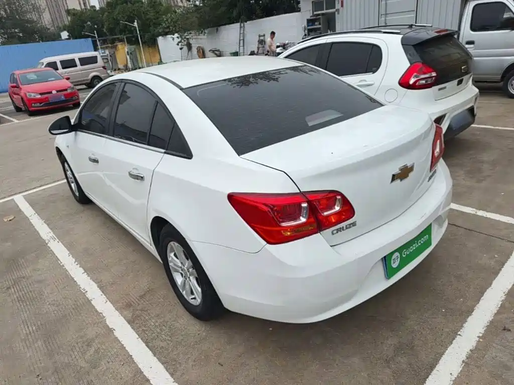 Chevrolet Cruze — миниатюра 5
