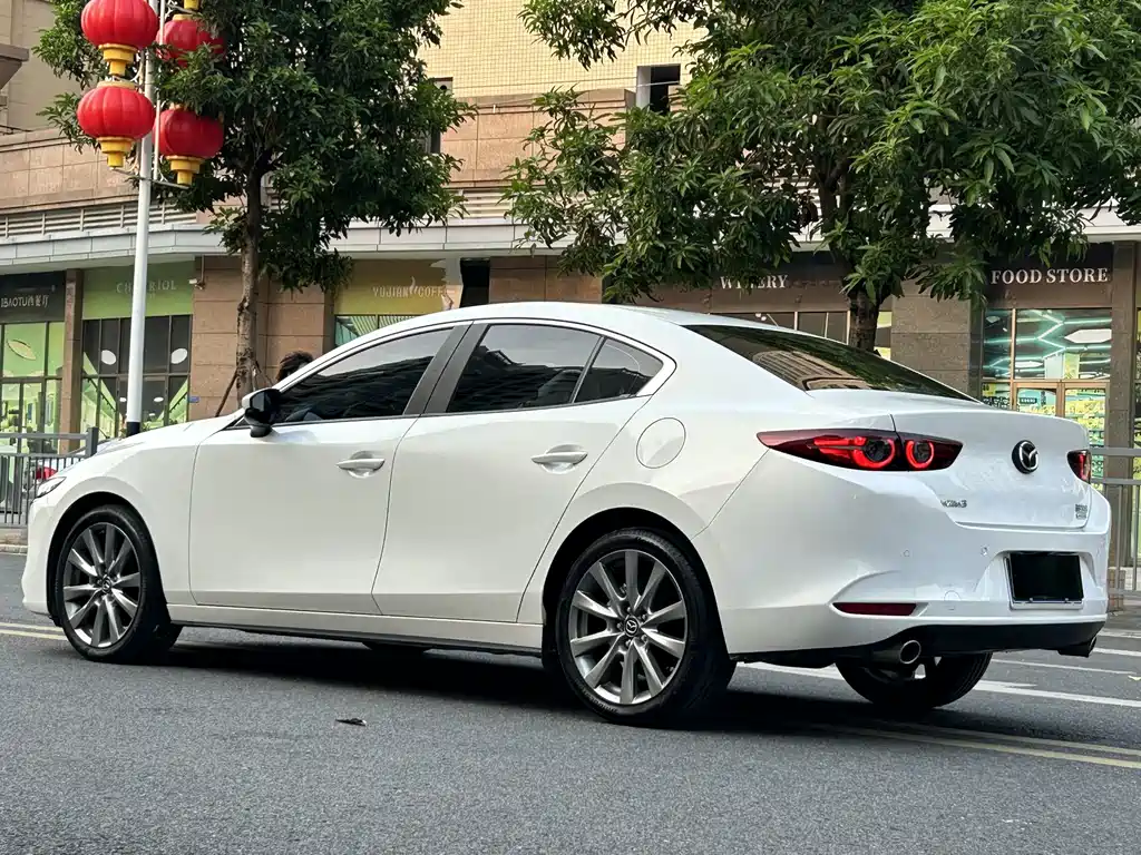 Mazda 3 Axela — миниатюра 6