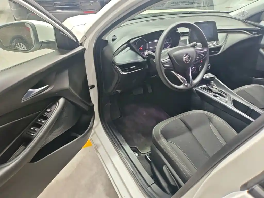 Buick Verano — миниатюра 16