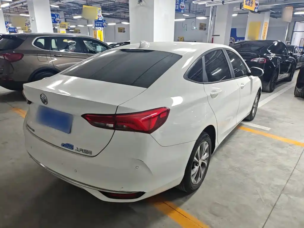 Buick Verano — миниатюра 7