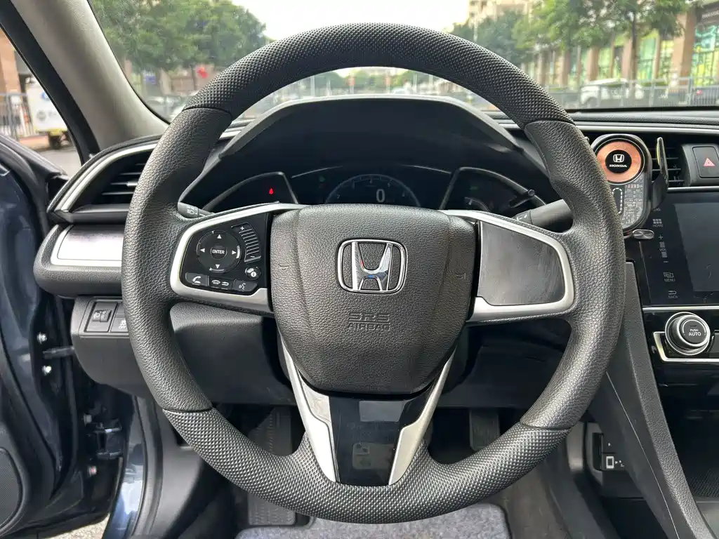 Honda Civic — миниатюра 16