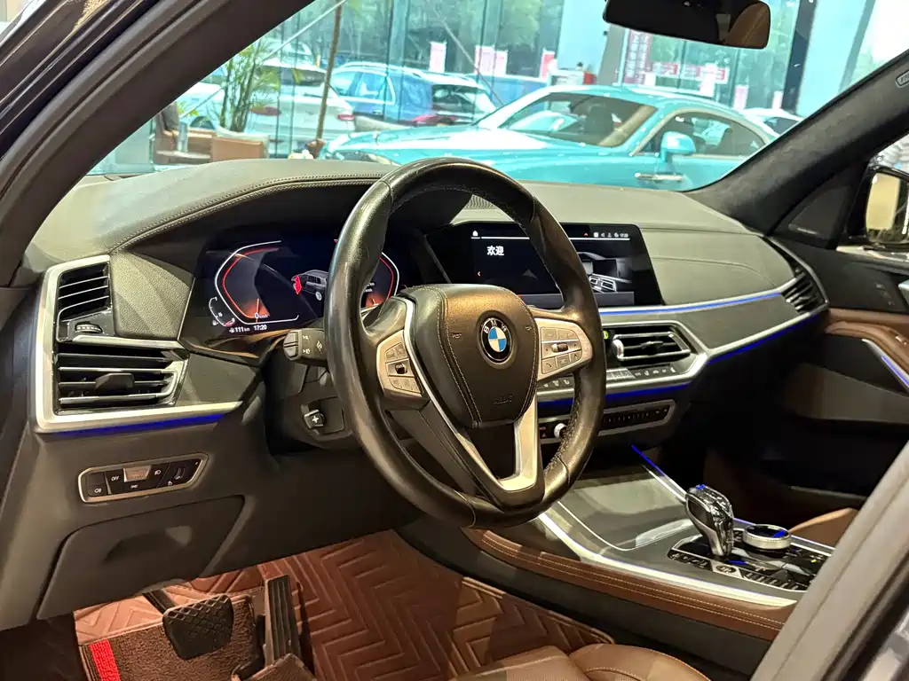 BMW X7 — миниатюра 4