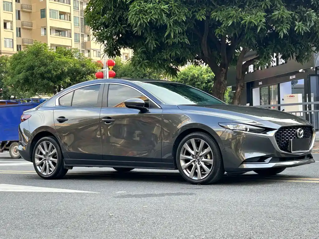 Mazda 3 Axela — миниатюра 3