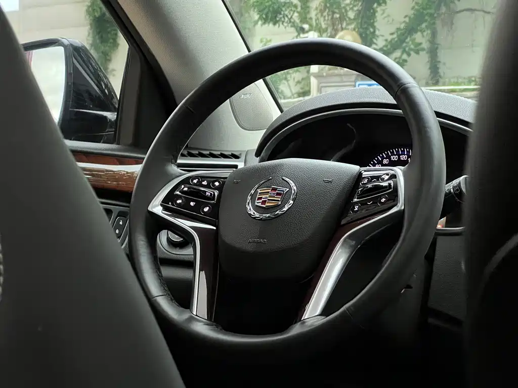 Cadillac SRX — фотографии объявления, Фото 28