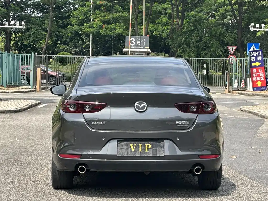 Mazda 3 Axela — миниатюра 13