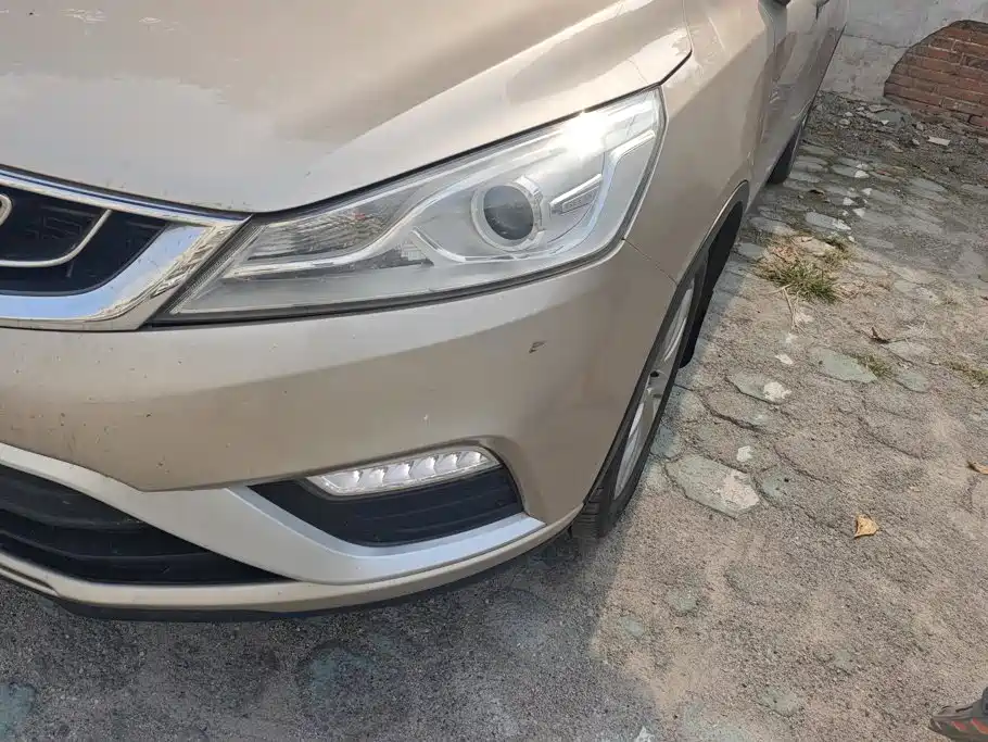 Geely Emgrand GS — миниатюра 5