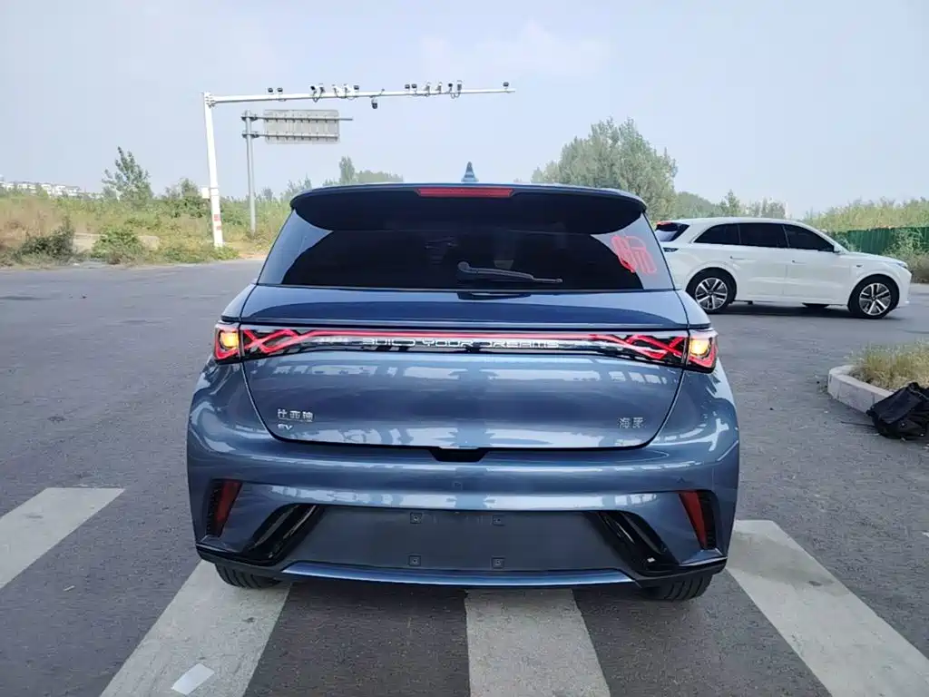 BYD Dolphin — миниатюра 6
