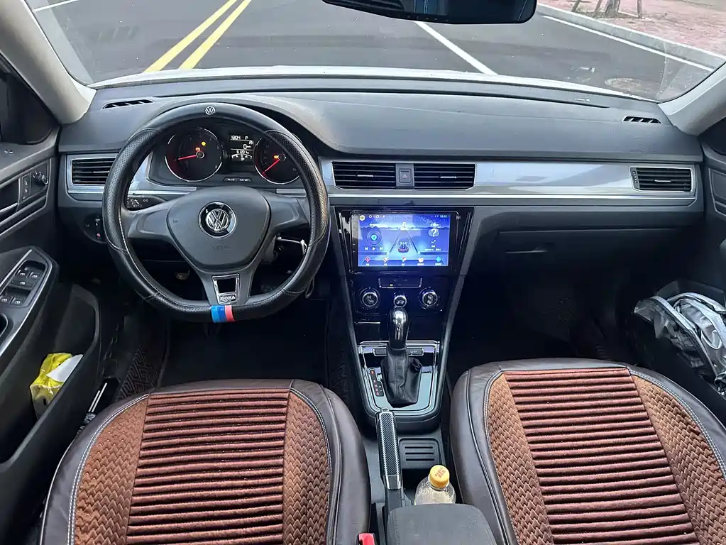 Volkswagen Bora — миниатюра 6