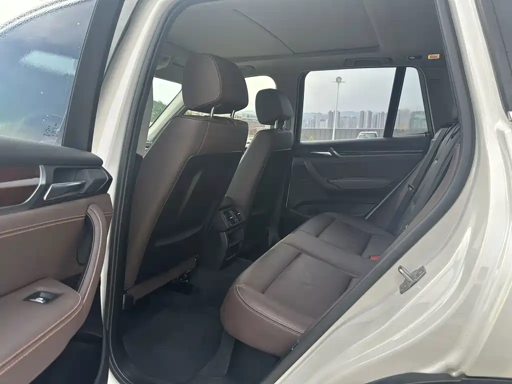 BMW X3 (Import) — миниатюра 6