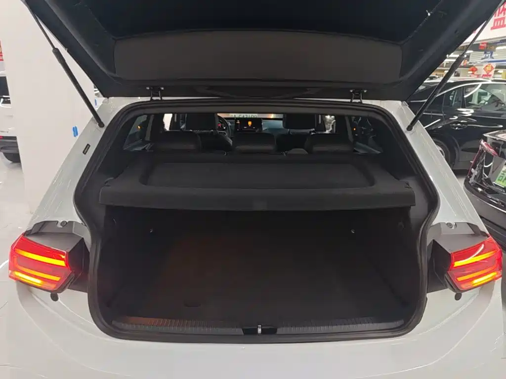 Volkswagen ID.3 — миниатюра 19