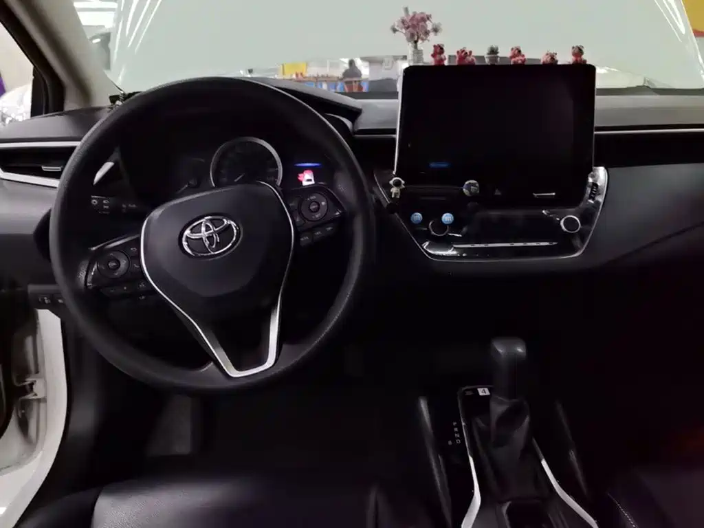 Toyota Corolla — миниатюра 10
