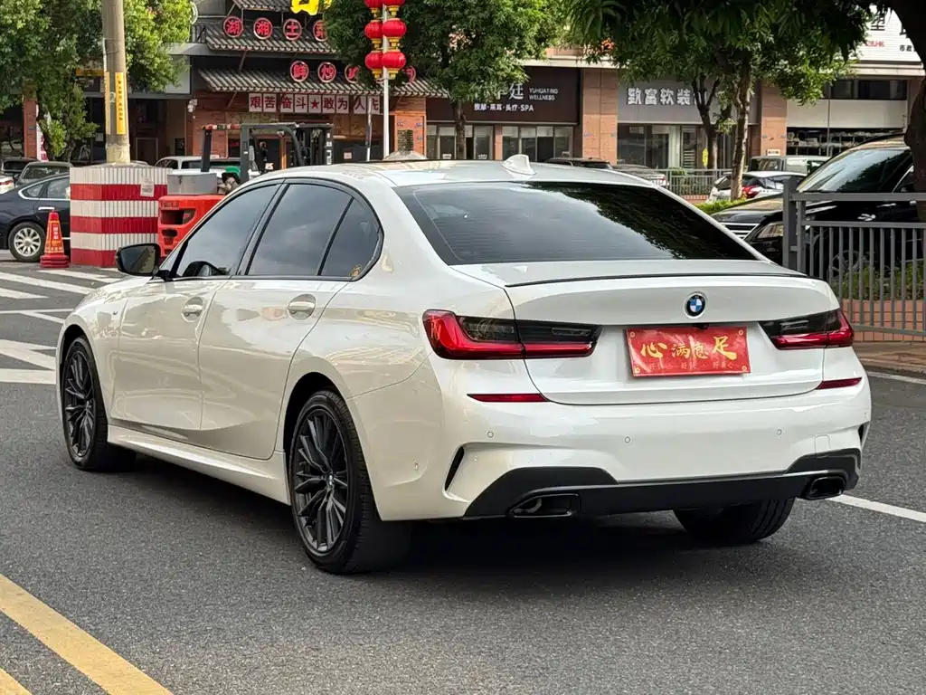 BMW 3 Series — миниатюра 5