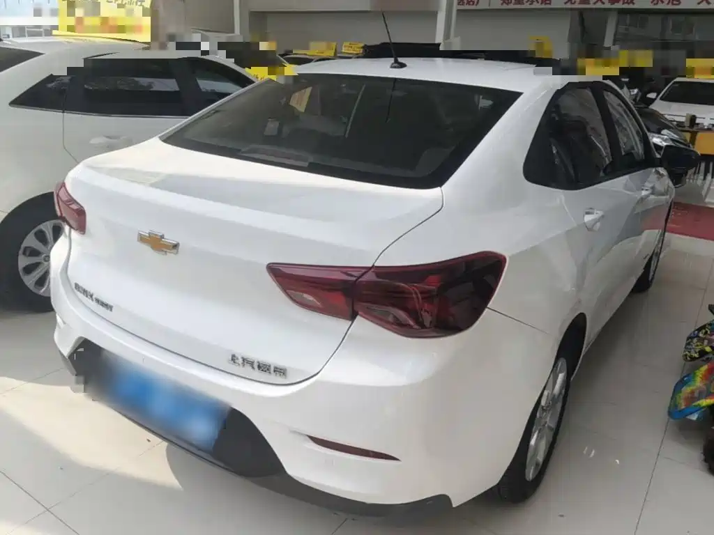 Chevrolet Cavalier — миниатюра 7