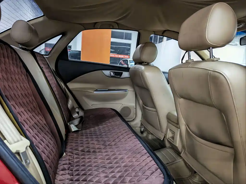 Buick Excelle — миниатюра 14
