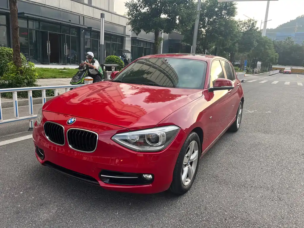 BMW 1 Series (Import)