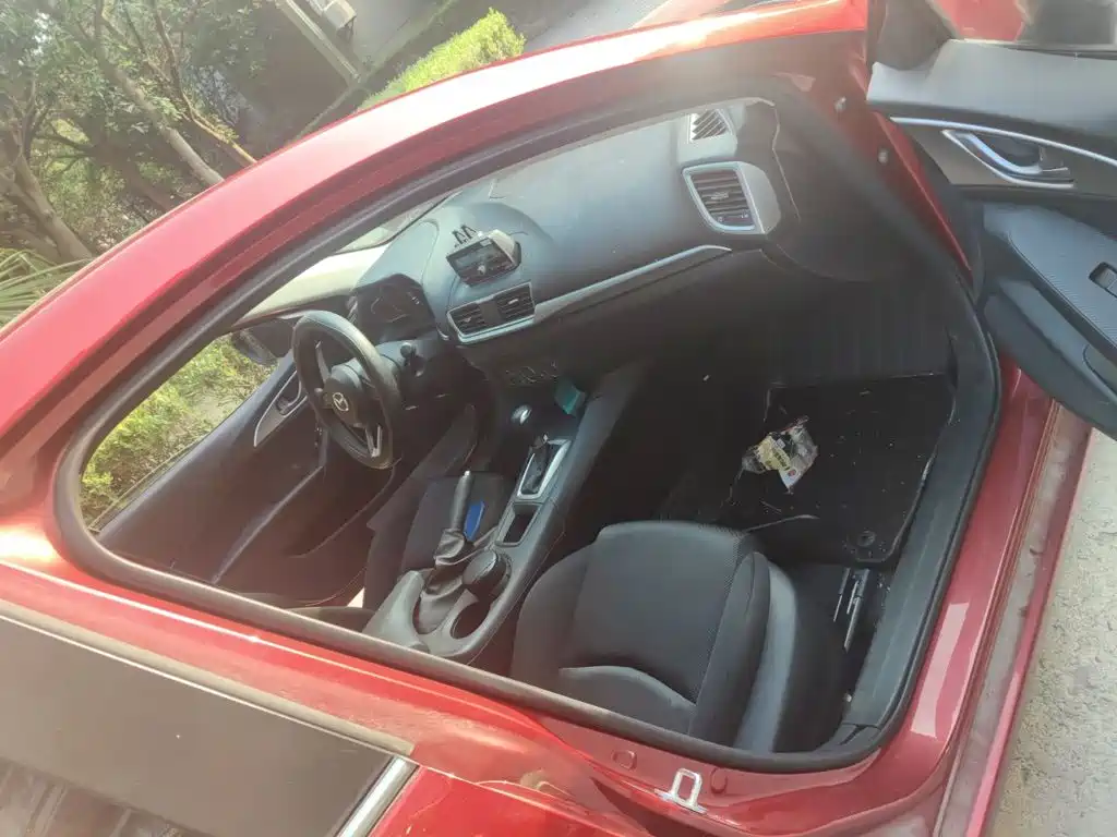 Mazda 3 Axela — миниатюра 17