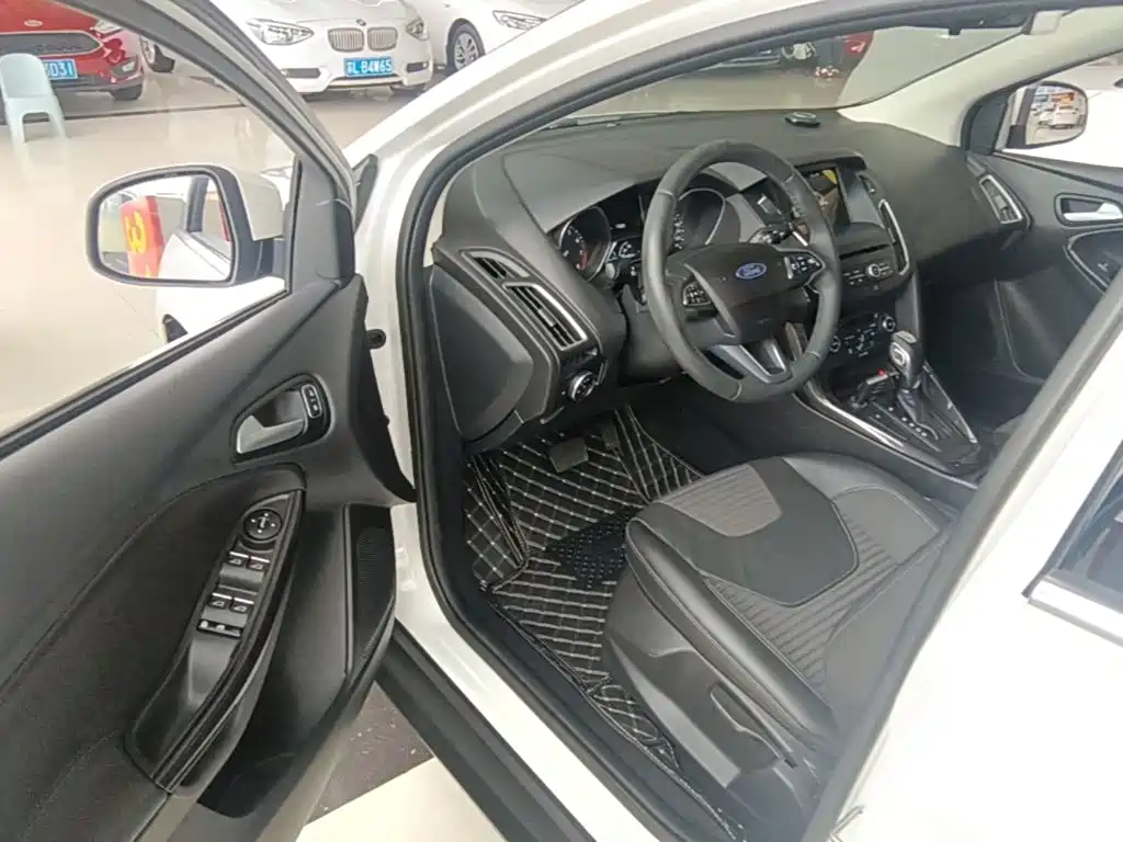 Ford Focus — миниатюра 16
