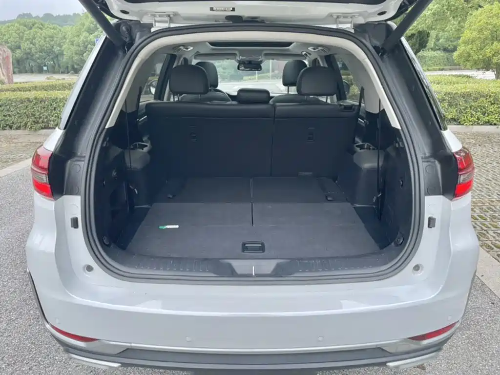 Changan CS95 — миниатюра 9
