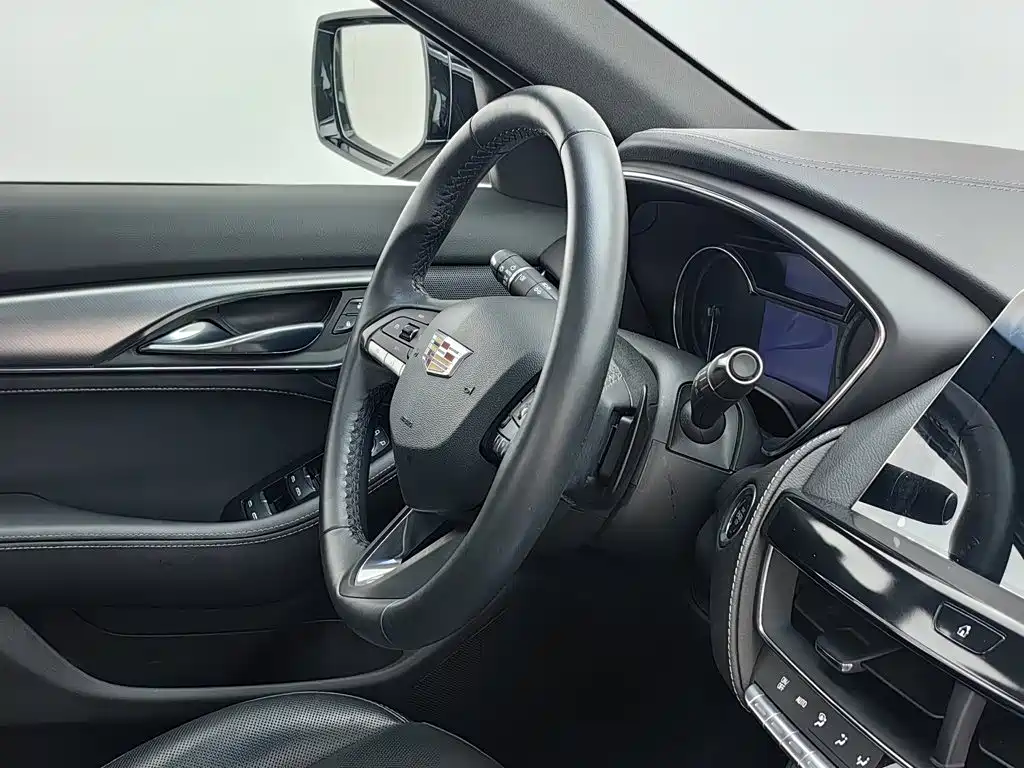 Cadillac CT5 — миниатюра 22
