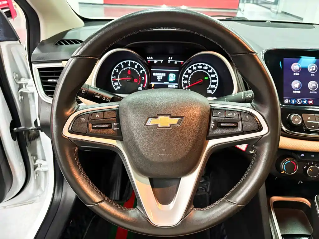Chevrolet Monza — миниатюра 17