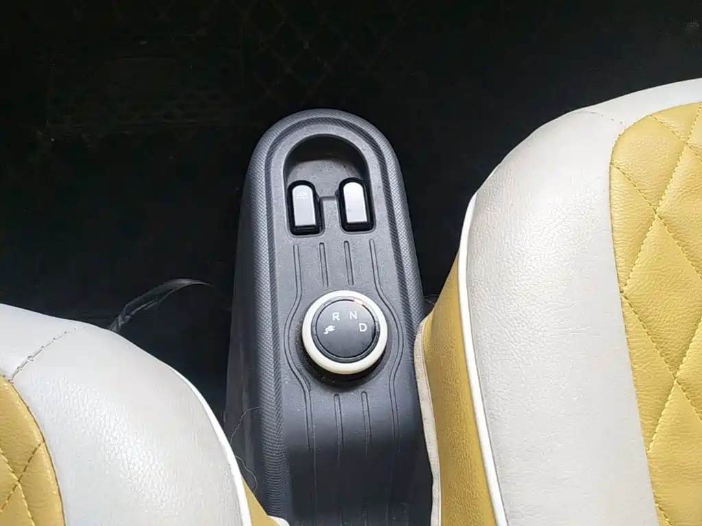 Wuling MINIEV — миниатюра 14