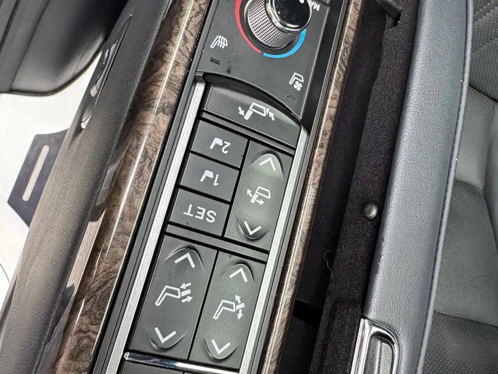 Toyota Vellfire — миниатюра 17