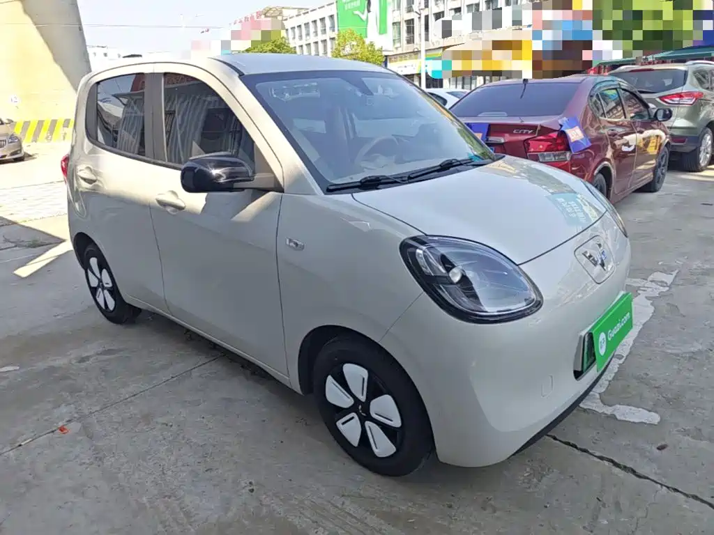 Wuling MINIEV — миниатюра 4
