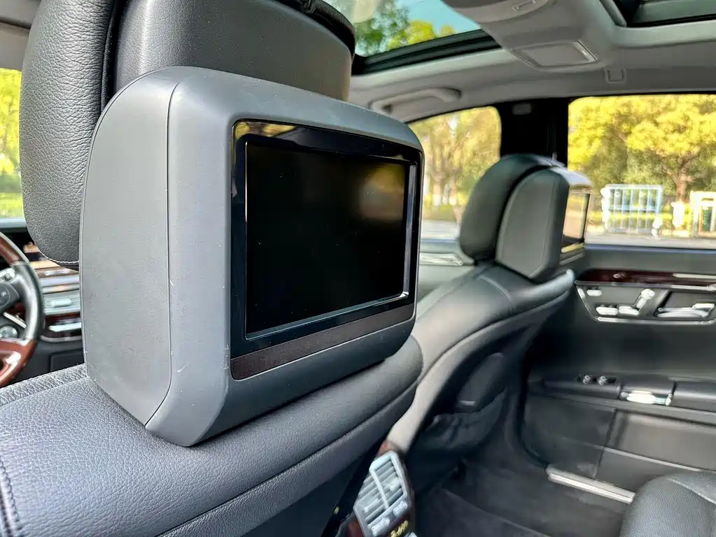 Mercedes-Benz S-Class — миниатюра 17
